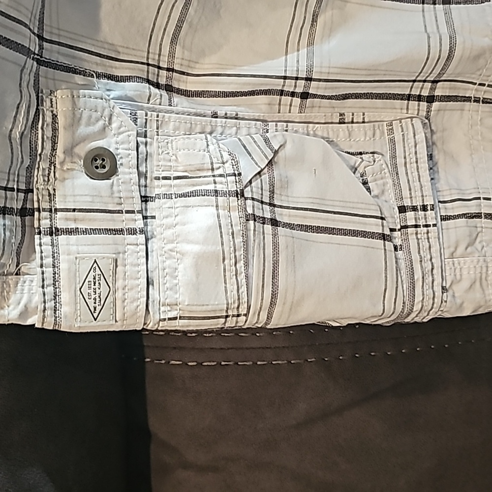 Lee Shorts - Picture 5 of 9